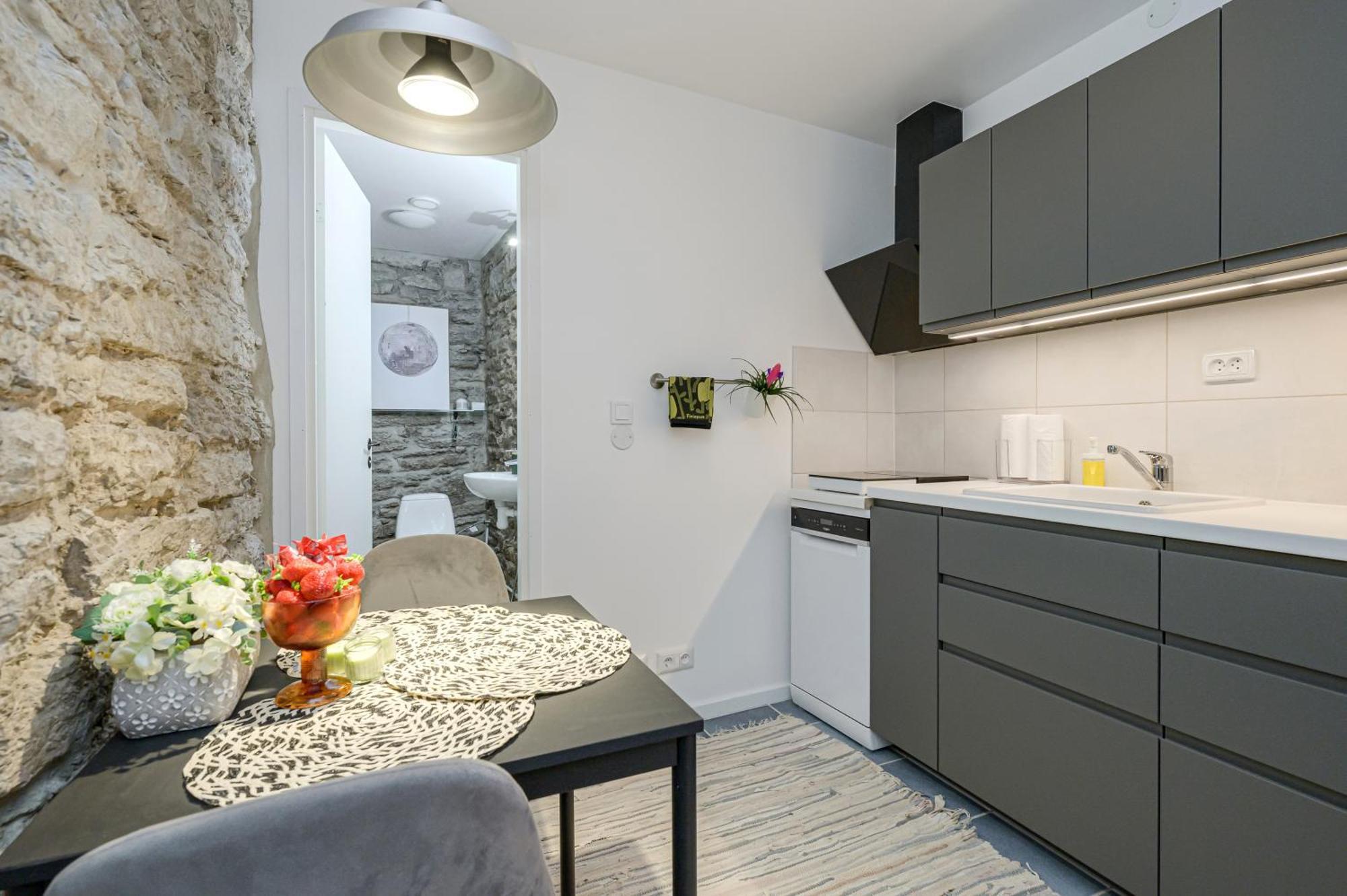 Tallinn Old Town Romantic Apartment Exterior photo